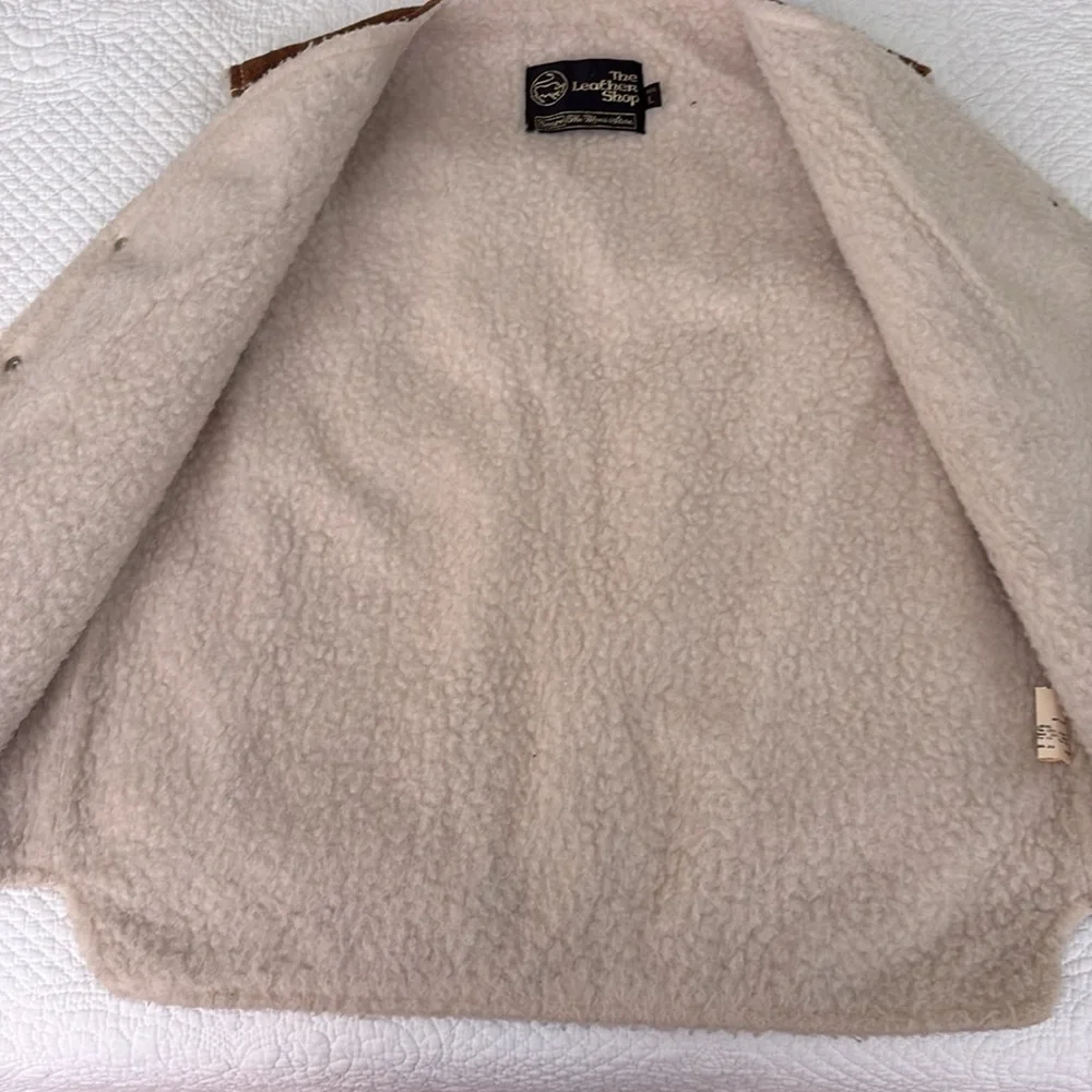 Vintage Sears ‘The Leather Shop’ Brown Suede Shearling-Lined Men's Vest. Size L